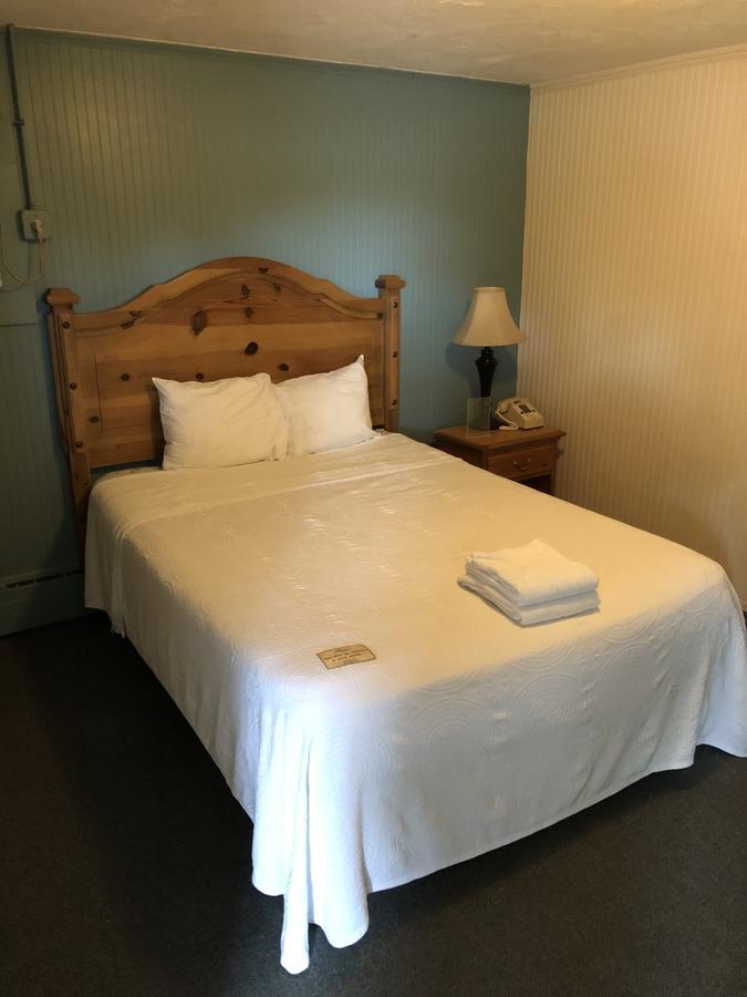 The Walpole Motel Buitenkant foto